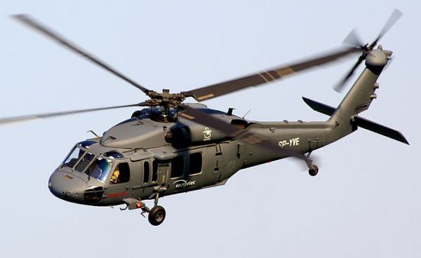   Sikorsky UH-60 Black Hawk 