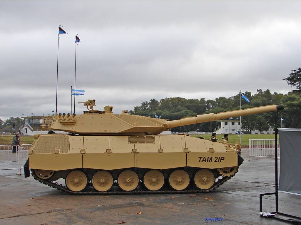 Прототип танка TAM 2IP (с) Jorge Baez zona-militar.com